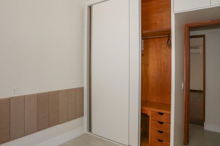 Apartamento para alugar com 152m², 3 quartos e 2 vagas Apartamento para alugar com 152m², 3 quartos e 2 vagasQuarto 2