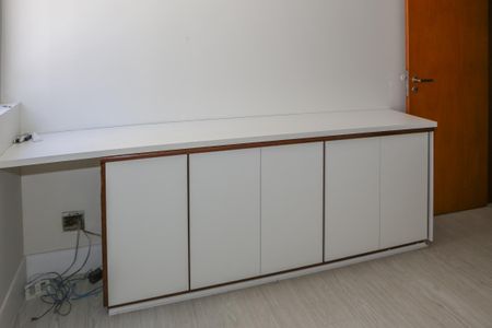 Apartamento para alugar com 152m², 3 quartos e 2 vagas Apartamento para alugar com 152m², 3 quartos e 2 vagasQuarto 3