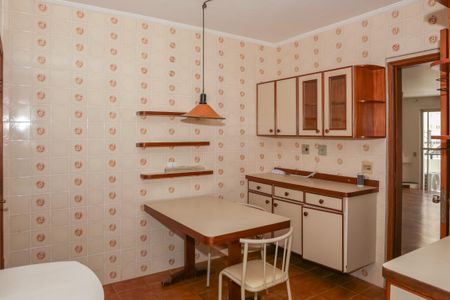 Apartamento para alugar com 152m², 3 quartos e 2 vagas Apartamento para alugar com 152m², 3 quartos e 2 vagasCozinha