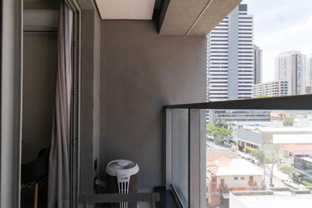 Varanda de kitnet/studio para alugar com 1 quarto, 24m² em Pompeia, São Paulo