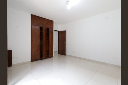 Casa para alugar com 300m², 4 quartos e 4 vagasQuarto 2