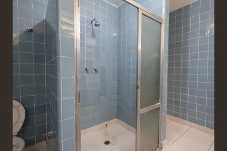 Casa para alugar com 300m², 4 quartos e 4 vagasBanheiro