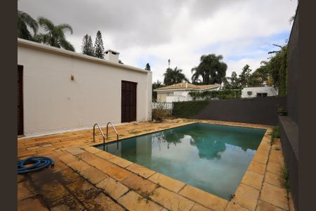 Casa para alugar com 300m², 4 quartos e 4 vagasPiscina