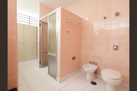 Casa para alugar com 300m², 4 quartos e 4 vagasBanheiro da Suíte