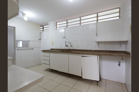 Casa para alugar com 300m², 4 quartos e 4 vagasCozinha