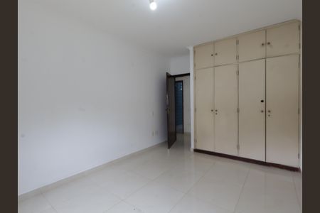 Casa para alugar com 300m², 4 quartos e 4 vagasQuarto 1