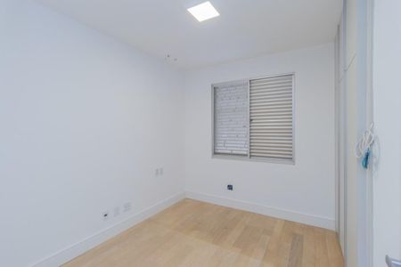 Apartamento à venda com 160m², 4 quartos e 2 vagas Apartamento à venda com 160m², 4 quartos e 2 vagasFoto 23