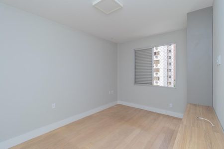 Apartamento à venda com 160m², 4 quartos e 2 vagas Apartamento à venda com 160m², 4 quartos e 2 vagasFoto 16