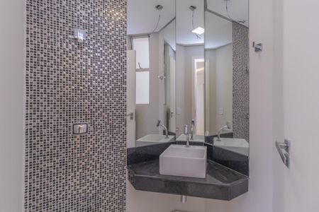 Apartamento à venda com 160m², 4 quartos e 2 vagas Apartamento à venda com 160m², 4 quartos e 2 vagasFoto 09