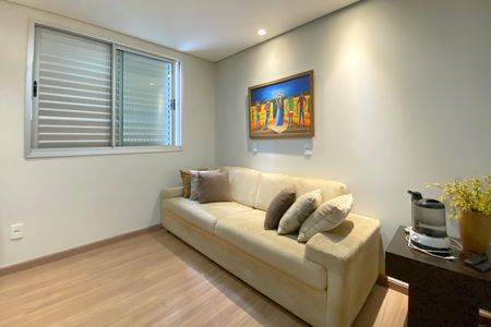 Apartamento à venda com 126m², 4 quartos e 3 vagasSemi Suite 2