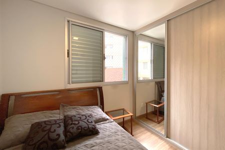 Apartamento à venda com 126m², 4 quartos e 3 vagasSuite 2