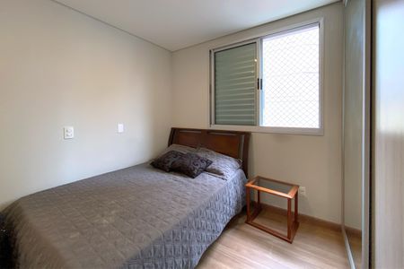 Apartamento à venda com 126m², 4 quartos e 3 vagasSuite 2