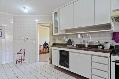 Apartamento para alugar com 100m², 3 quartos e 2 vagas Apartamento para alugar com 100m², 3 quartos e 2 vagasCozinha