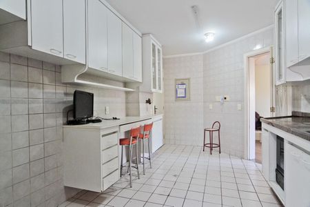 Apartamento para alugar com 100m², 3 quartos e 2 vagas Apartamento para alugar com 100m², 3 quartos e 2 vagasCozinha