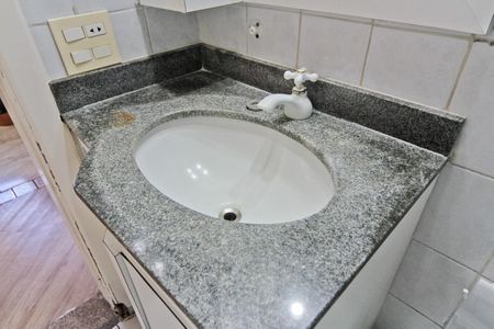 Apartamento para alugar com 100m², 3 quartos e 2 vagas Apartamento para alugar com 100m², 3 quartos e 2 vagasBanheiro