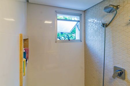 Casa de condomínio à venda com 155m², 3 quartos e 2 vagasBanheiro social