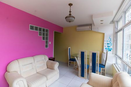 Sala de apartamento à venda com 3 quartos, 100m² em Icaraí, Niterói
