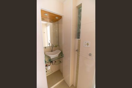 Apartamento à venda com 100m², 3 quartos e sem vaga Apartamento à venda com 100m², 3 quartos e sem vagaBanheiro Social