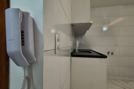 Apartamento para alugar com 28m², 1 quarto e sem vaga Apartamento para alugar com 28m², 1 quarto e sem vagaCozinha - Armários