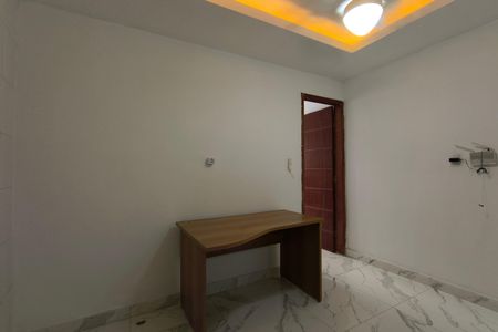 Apartamento para alugar com 28m², 1 quarto e sem vaga Apartamento para alugar com 28m², 1 quarto e sem vagaSala