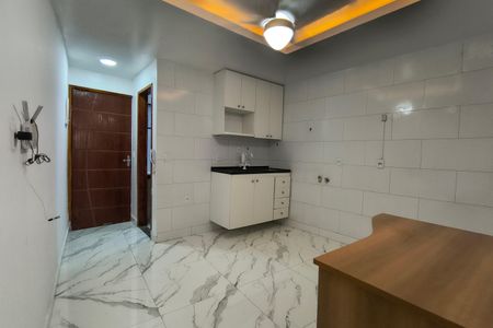 Sala/Cozinha de apartamento para alugar com 1 quarto, 28m² em Anil, Rio de Janeiro