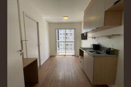 Sala/Cozinha de apartamento à venda com 1 quarto, 24m² em Vila Butantã, São Paulo
