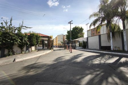 Apartamento para alugar com 55m², 2 quartos e 1 vagaFachada do Condomínio