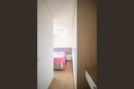 Apartamento à venda com 74m², 2 quartos e 2 vagasQuarto 2