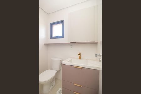 Apartamento à venda com 74m², 2 quartos e 2 vagasBanheiro da Suíte