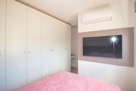 Apartamento à venda com 74m², 2 quartos e 2 vagasQuarto 2