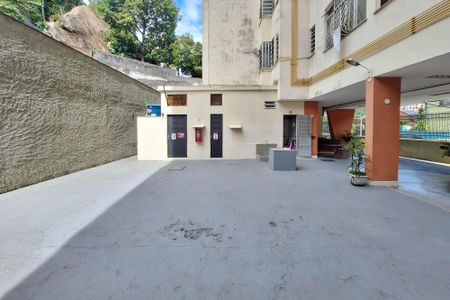 Apartamento à venda com 50m², 2 quartos e sem vagaÁrea comum