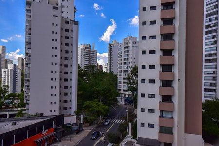 Apartamento para alugar com 84m², 3 quartos e 2 vagasVista da Suíte 1
