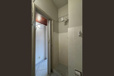 Banheiro de apartamento para alugar com 1 quarto, 28m² em Botafogo, Rio de Janeiro