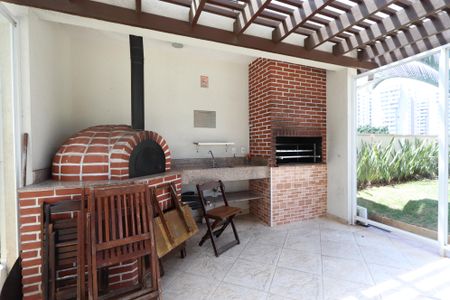 Apartamento para alugar com 65m², 2 quartos e 1 vagaÁrea comum - Churrasqueira