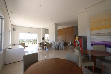 Apartamento para alugar com 65m², 2 quartos e 1 vagaÁrea comum - Salão de festas