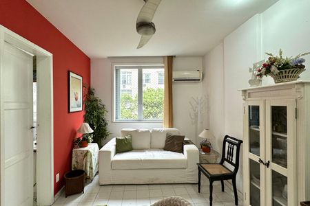 Apartamento à venda com 1 quarto, 32m² em Leme, Rio de Janeiro