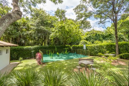 Casa de condomínio para alugar com 350m², 4 quartos e 6 vagasÁrea comum - Academia