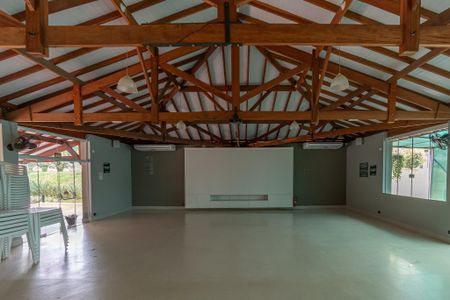 Casa de condomínio para alugar com 350m², 4 quartos e 6 vagasÁrea comum - Salão de festas