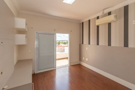 Casa de condomínio para alugar com 350m², 4 quartos e 6 vagasQuarto 2