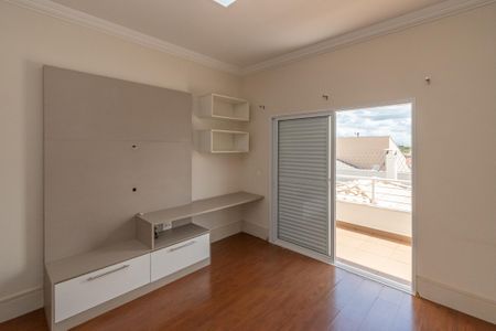 Casa de condomínio para alugar com 350m², 4 quartos e 6 vagasQuarto 2