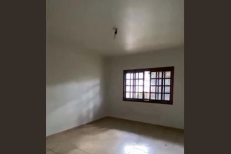 Casa para alugar com 5 quartos, 180m² em Santa Helena, Belo Horizonte