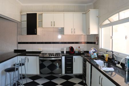 Casa para alugar com 3 quartos, 180m² em Jardim Sao Miguel, Cotia