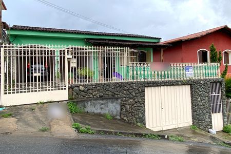 Casa à venda com 360m², 3 quartos e 2 vagas