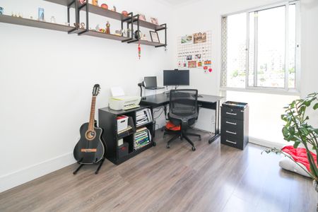 Apartamento à venda com 90m², 3 quartos e 1 vagaQuarto 2
