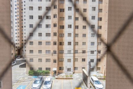 Vista da sala  de apartamento para alugar com 2 quartos, 45m² em Canhema, Diadema