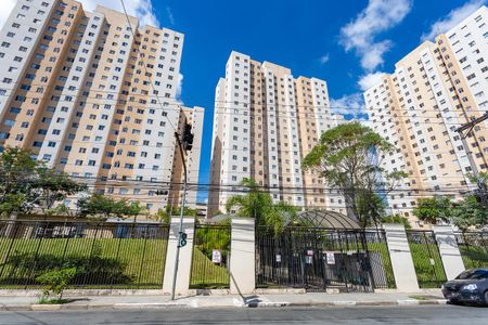 Apartamento para alugar com 45m², 2 quartos e 1 vagaFachada - entrada de pedestre 