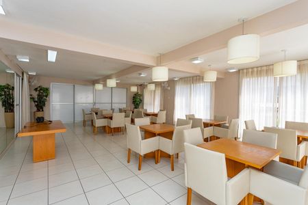 Apartamento para alugar com 45m², 2 quartos e 1 vagaÁrea comum - Salão de festas