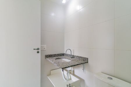 Apartamento para alugar com 70m², 2 quartos e 1 vagaSuite - Banheiro