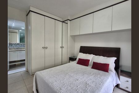 Apartamento para alugar com 68m², 2 quartos e 3 vagas