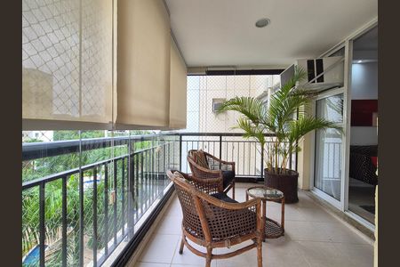 Apartamento para alugar com 68m², 2 quartos e 3 vagas